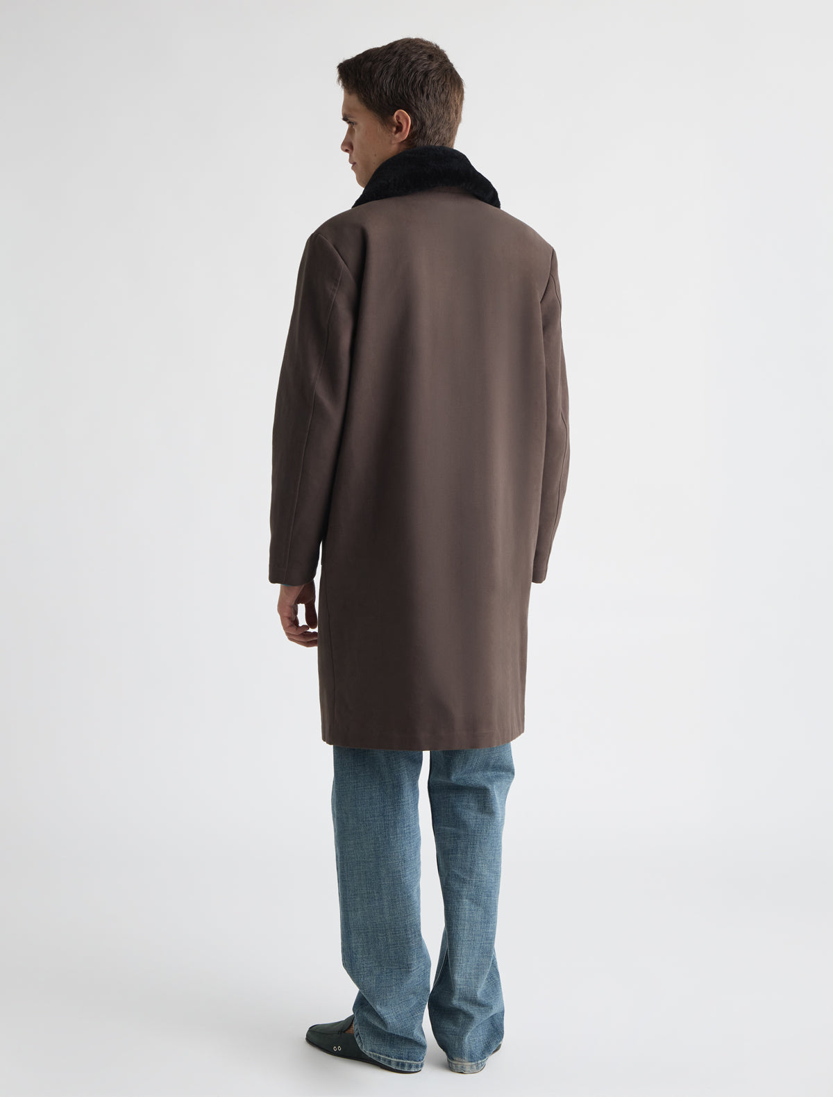 no 3102 / Lida
