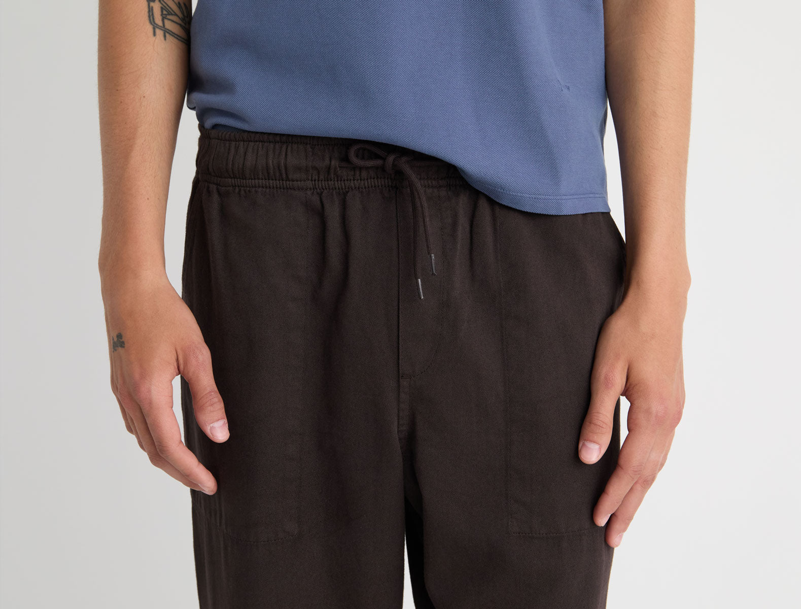 Amigo pants elasticated waistband adjustable drawstring brown