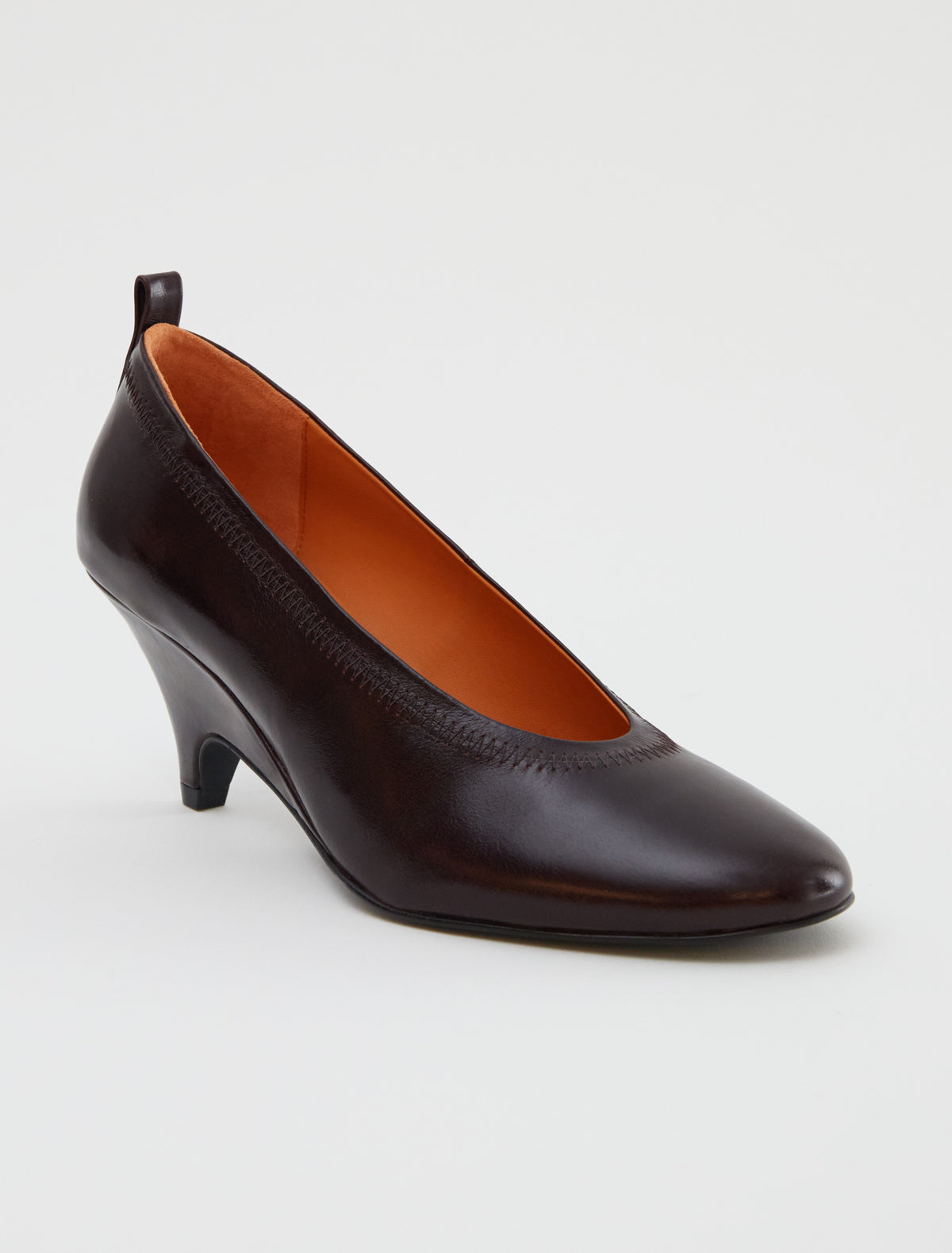 no 3065 / Joelia Pump