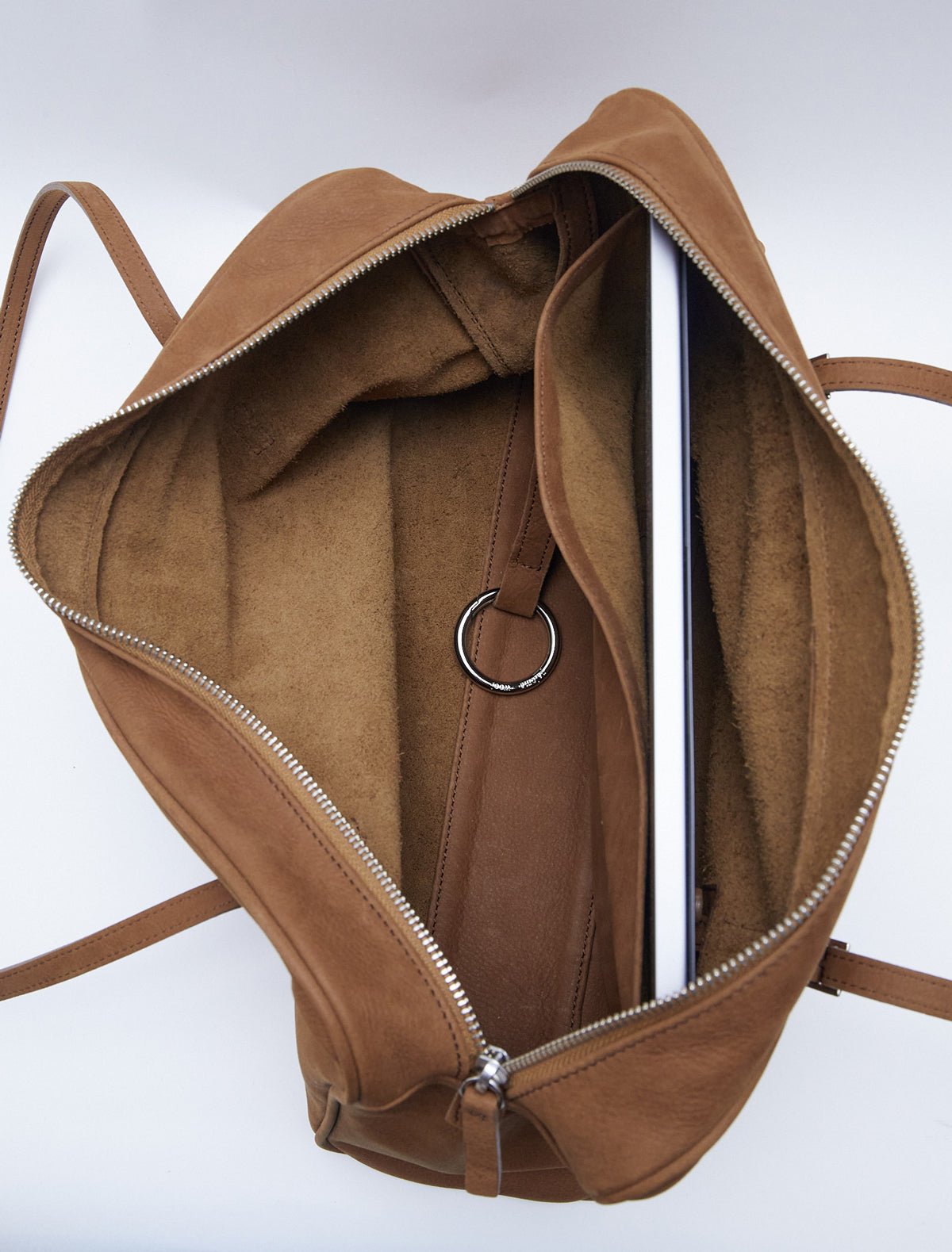 Soft caye leather bag lightbrown