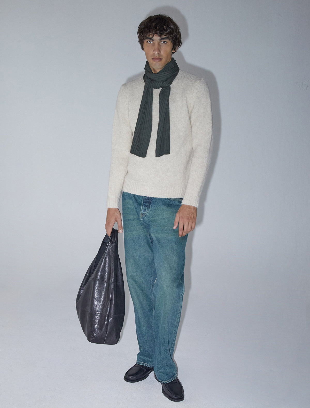 Crowd b studded men denim pants blue