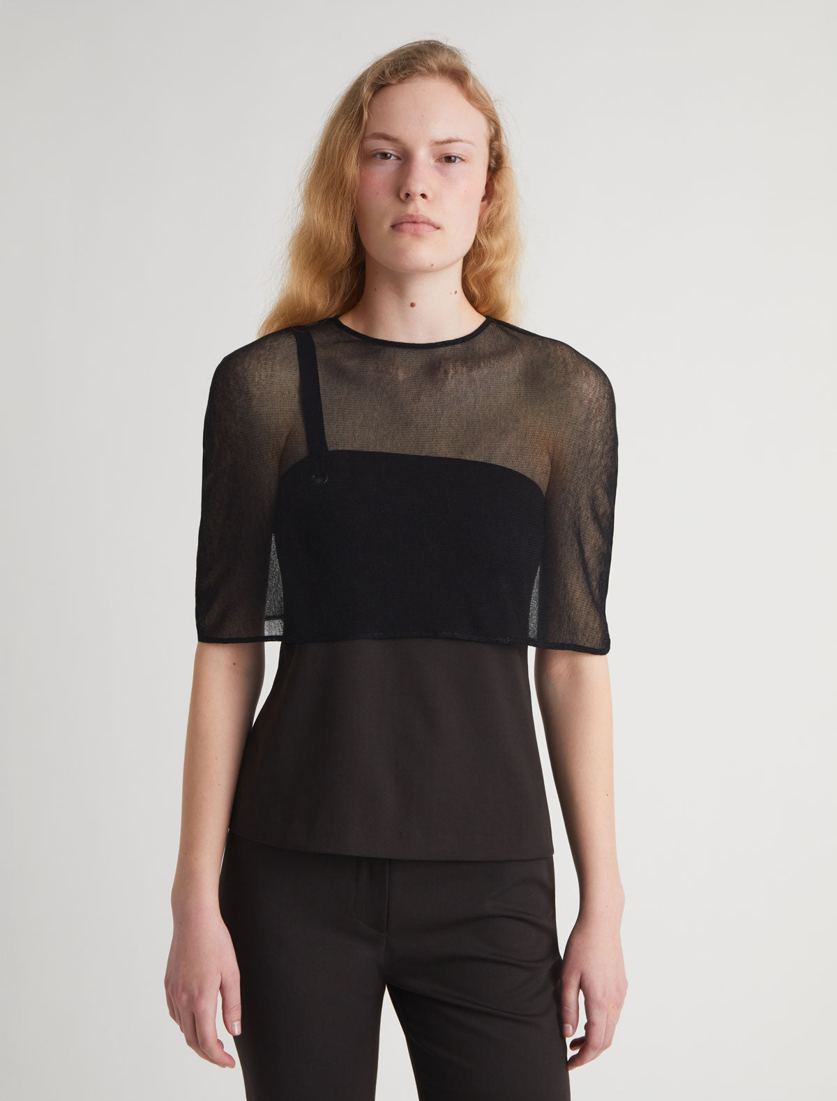 Boldo tulle cape cotton black