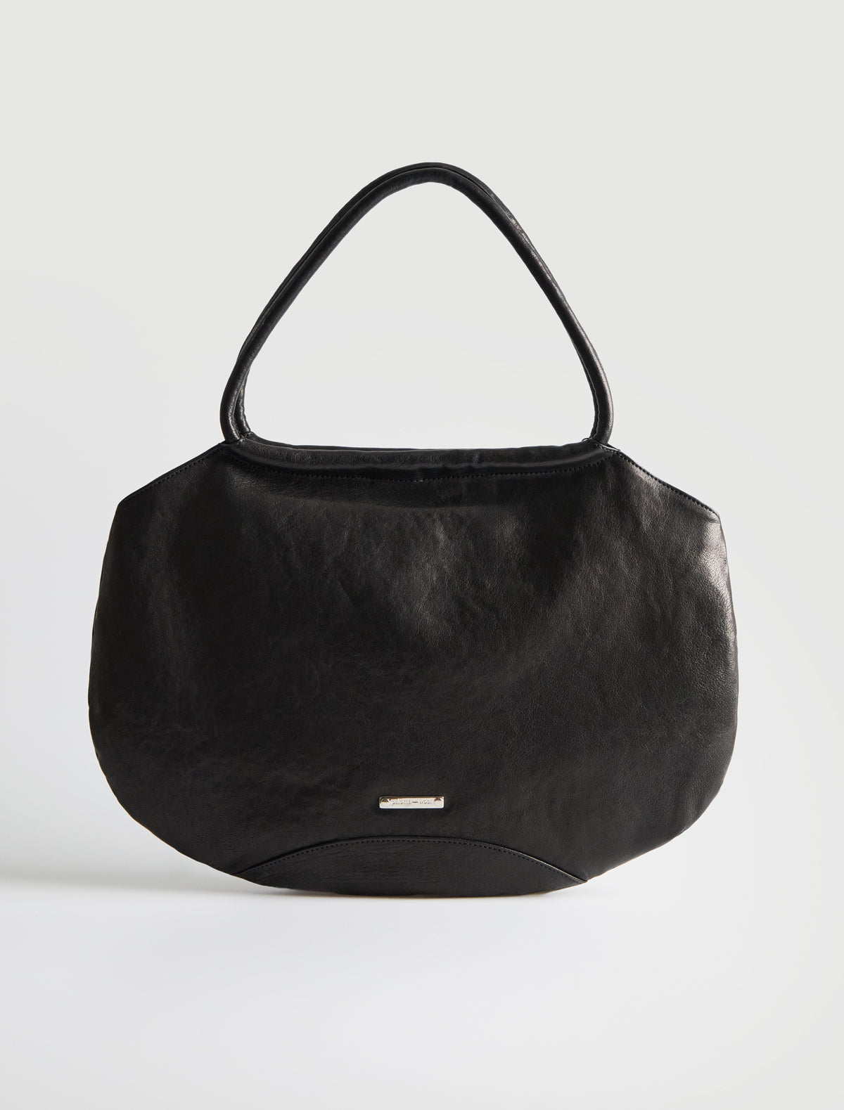 Big pockets big round shaped shoulder bag multi pocket detailing black