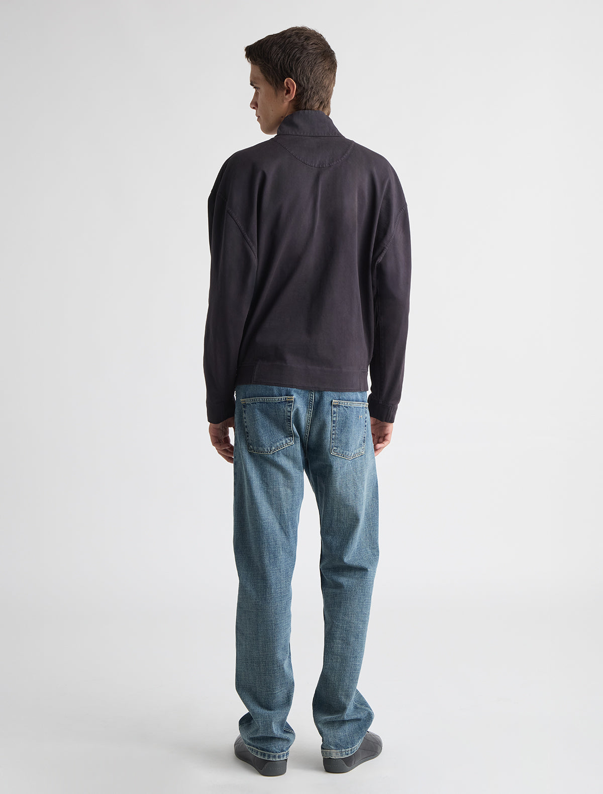 no 3107 / Louis