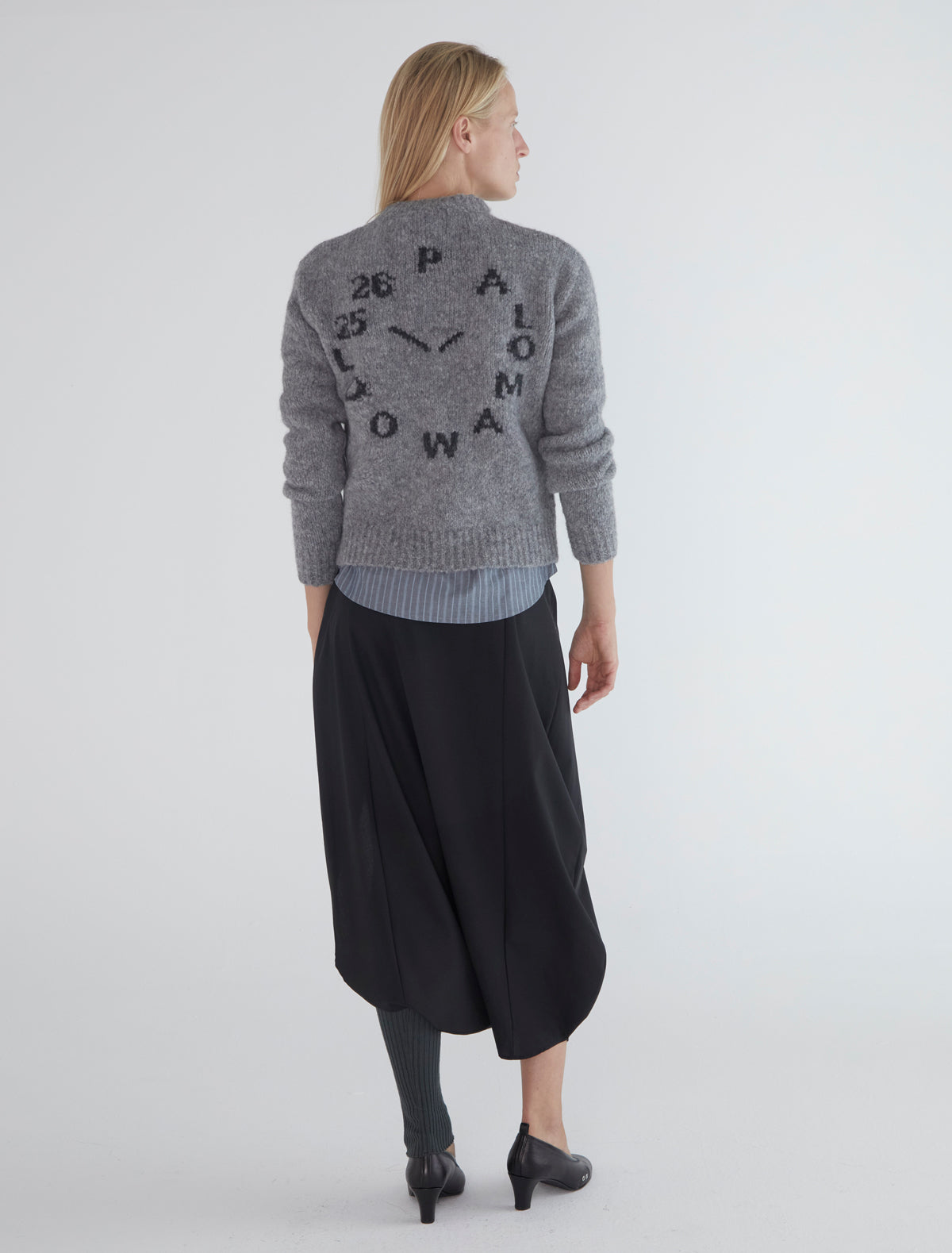 Clock knitted sweater intarsia grey