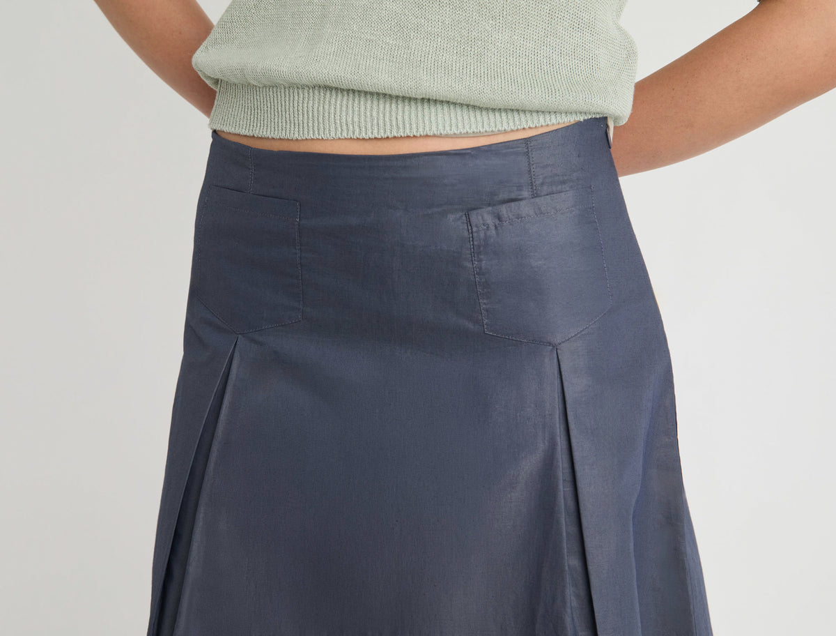 Dimi midi skirt flared silhouette front pocket detailing navy