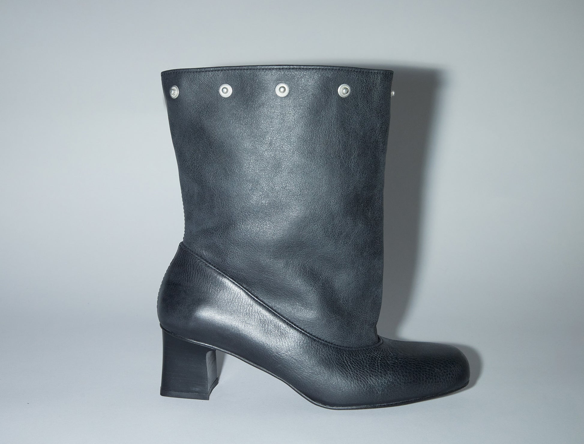 Jolie snaps tall wide loose shaft boot black
