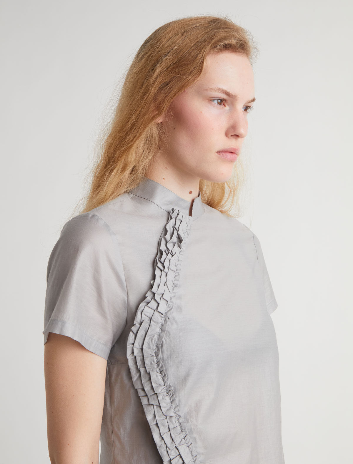 Gaspar short sleeve top mao style collar ruffle detail grey