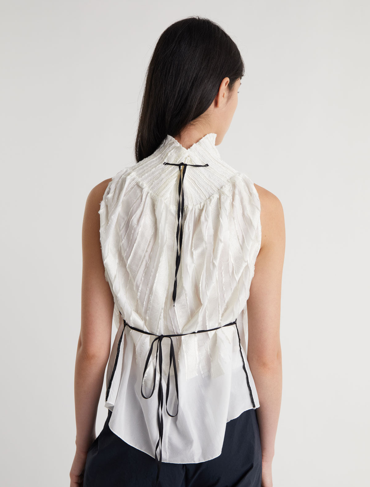 Lupe top halter top tie back fastening adjustable fit white