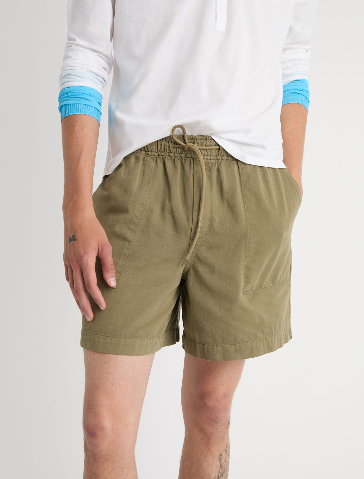 Mau shorts elasticated waistband adjustable drawstring khaki