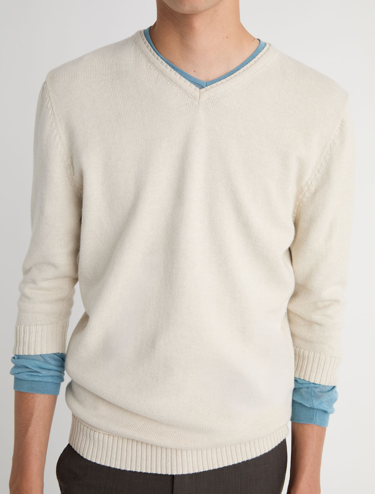 Mel v neck sweater elbow length sleeves offwhite