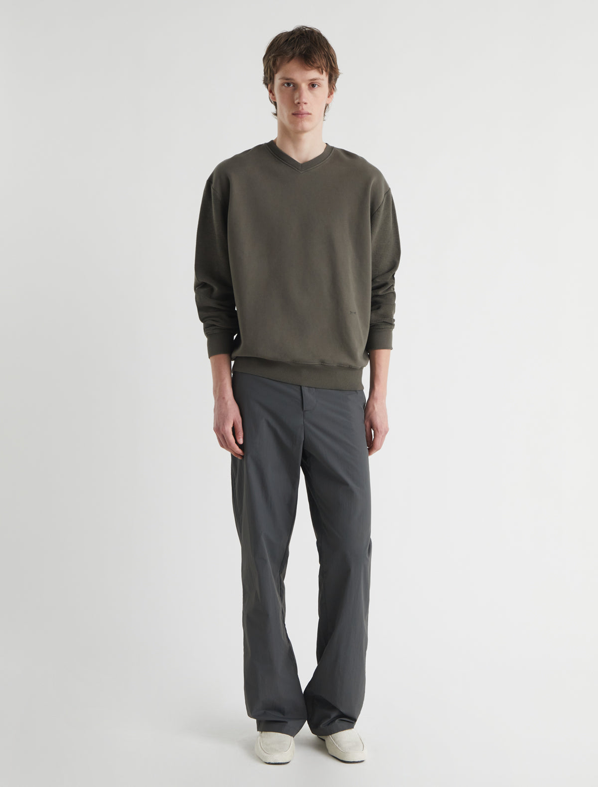 no 2433 / Oliver