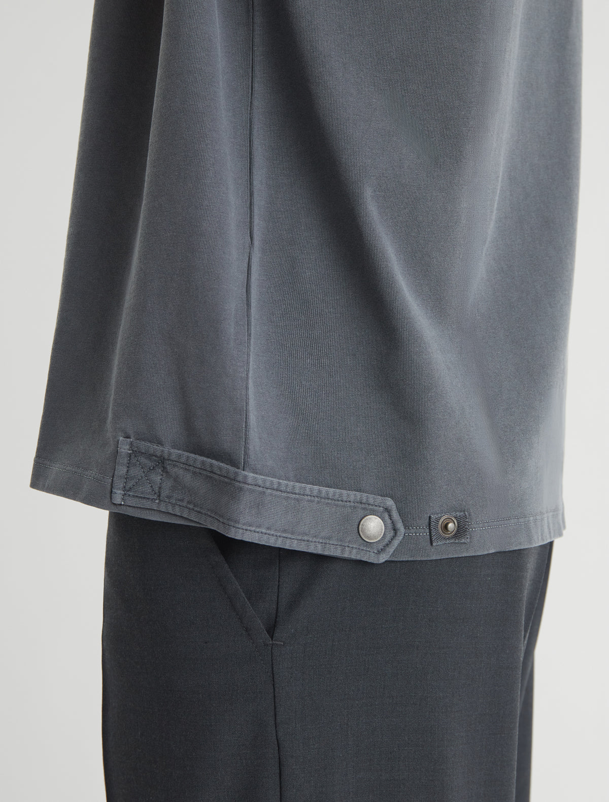 Origin b cotton top shoulder detailing
