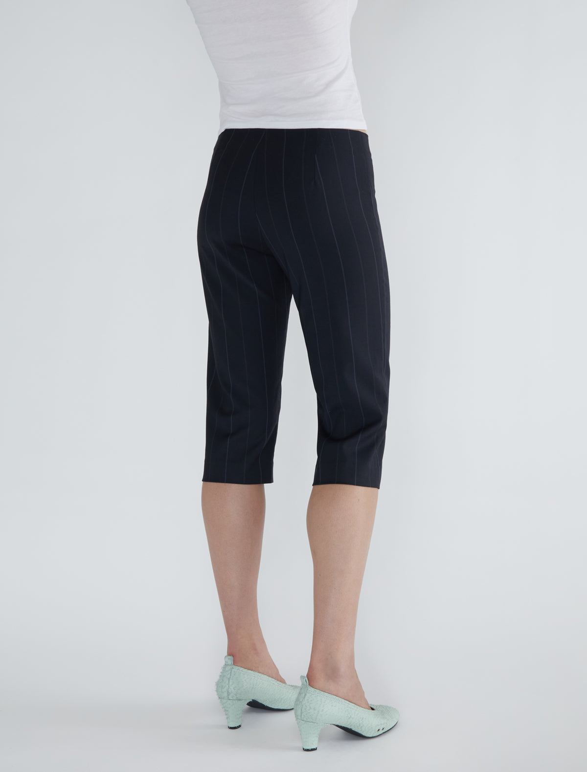 Tinas striped capri suit pants tailored fit