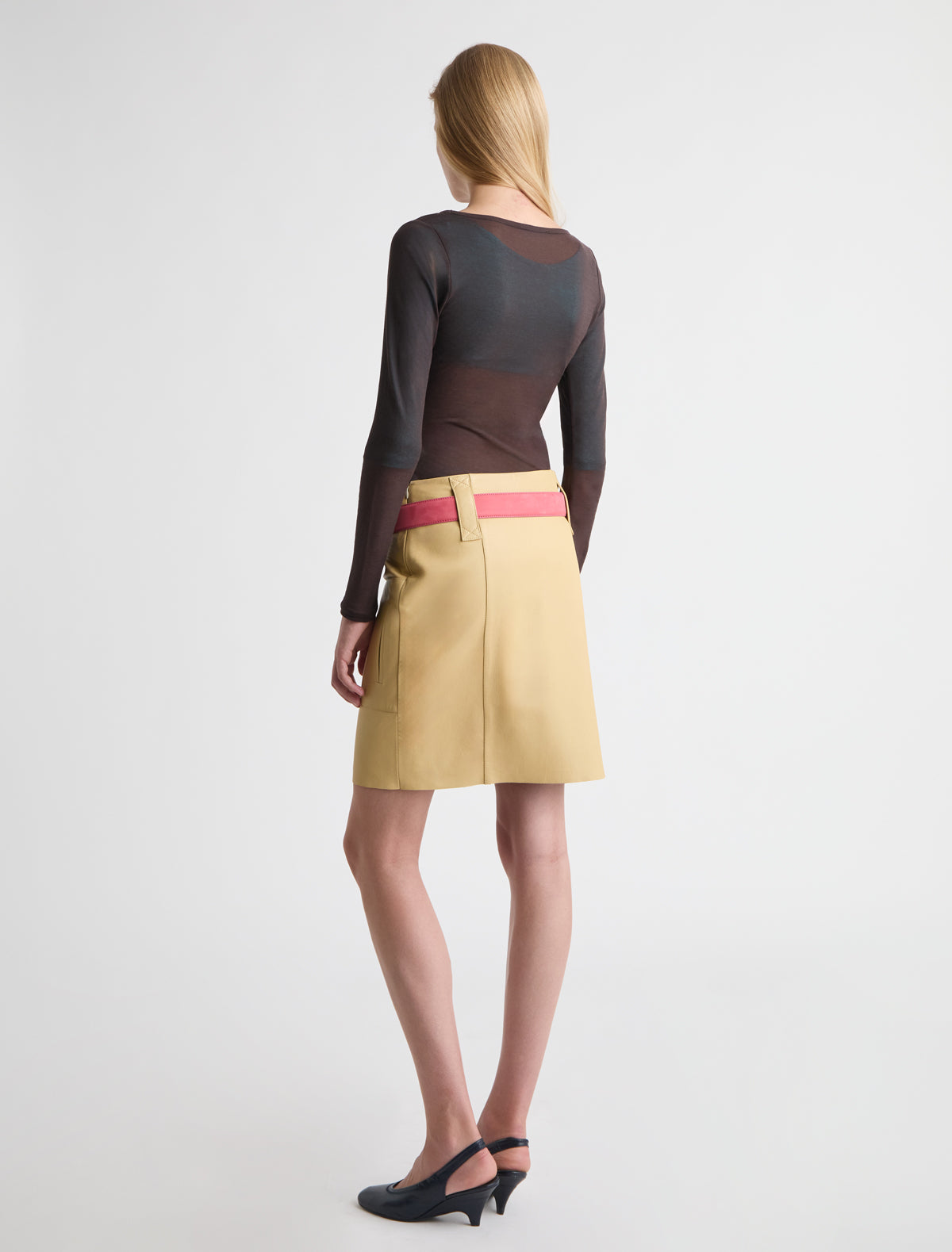 no 3027 / Any