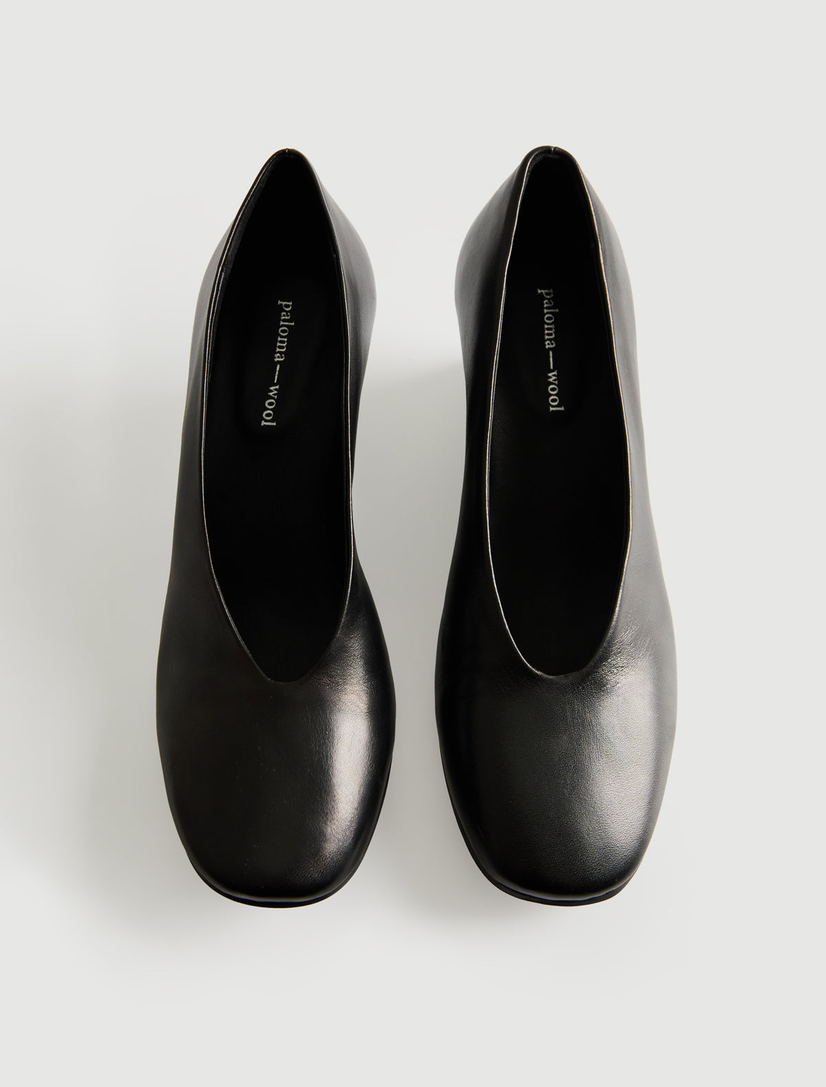 Jacinta pump negro