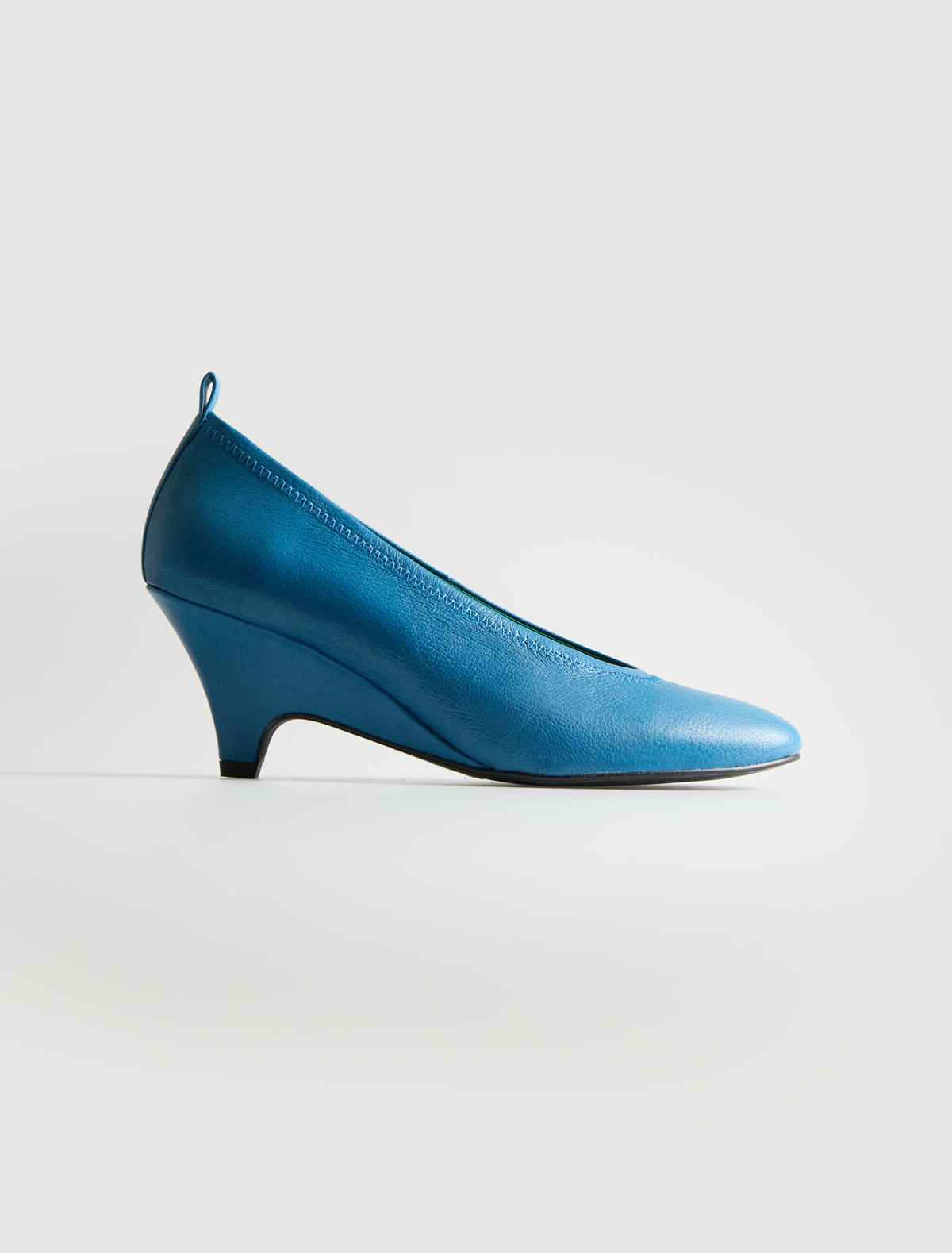 no 3065 / Joelia Pump