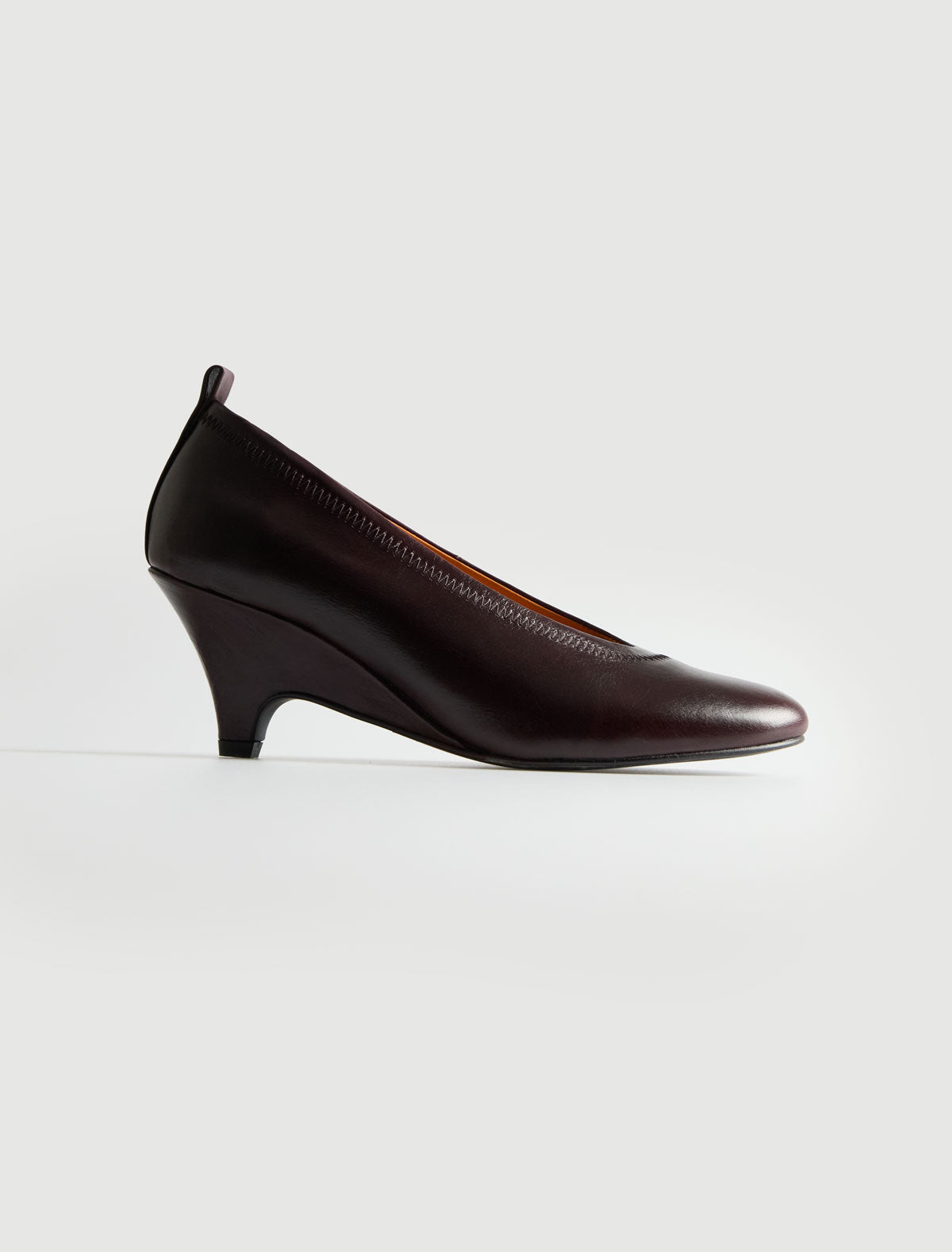 no 3065 / Joelia Pump
