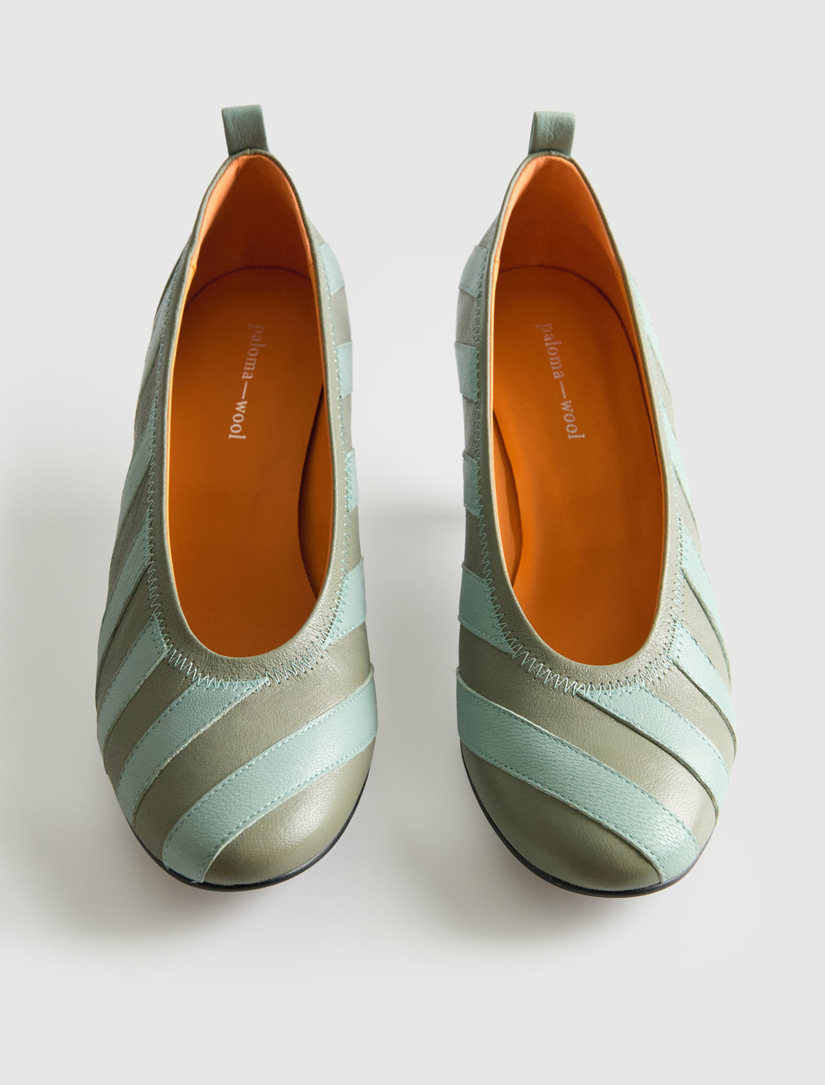 Joelia pump shaped 6 cm heel khaki