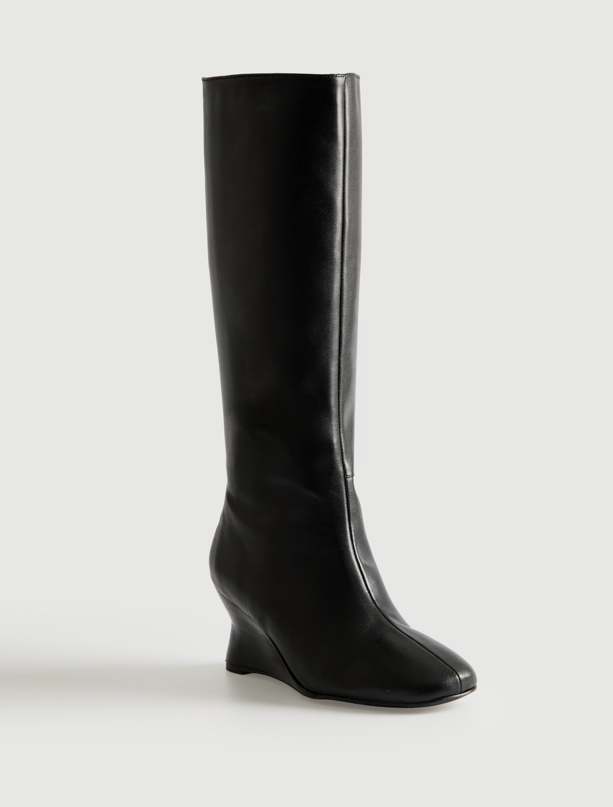Tall jacinta high boot with a sculptural 6 cm wedge black