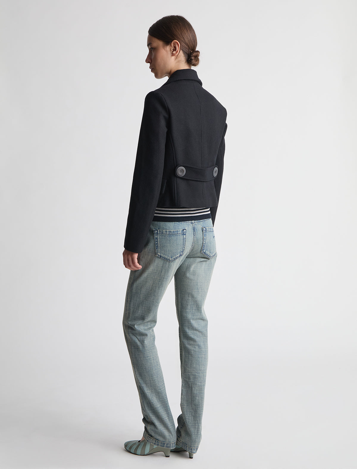 no 3045 / Gola