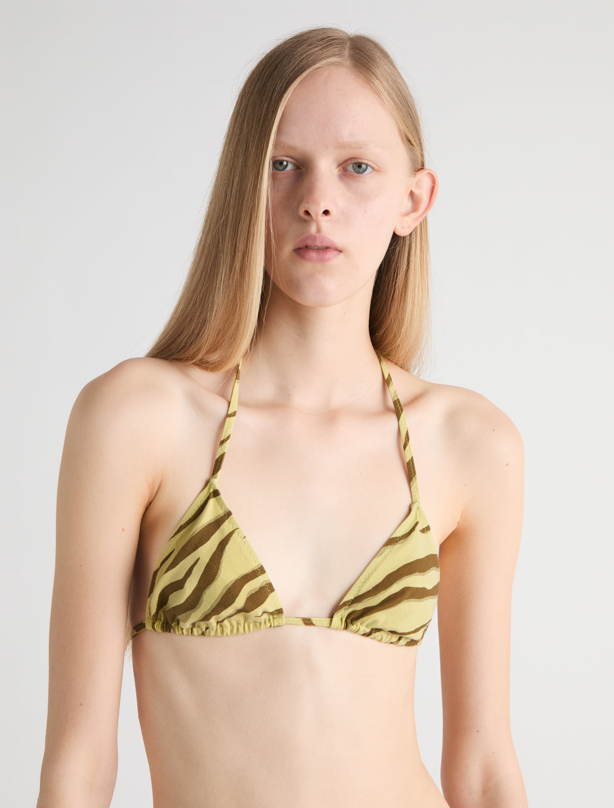 no 2966 / Nova Top