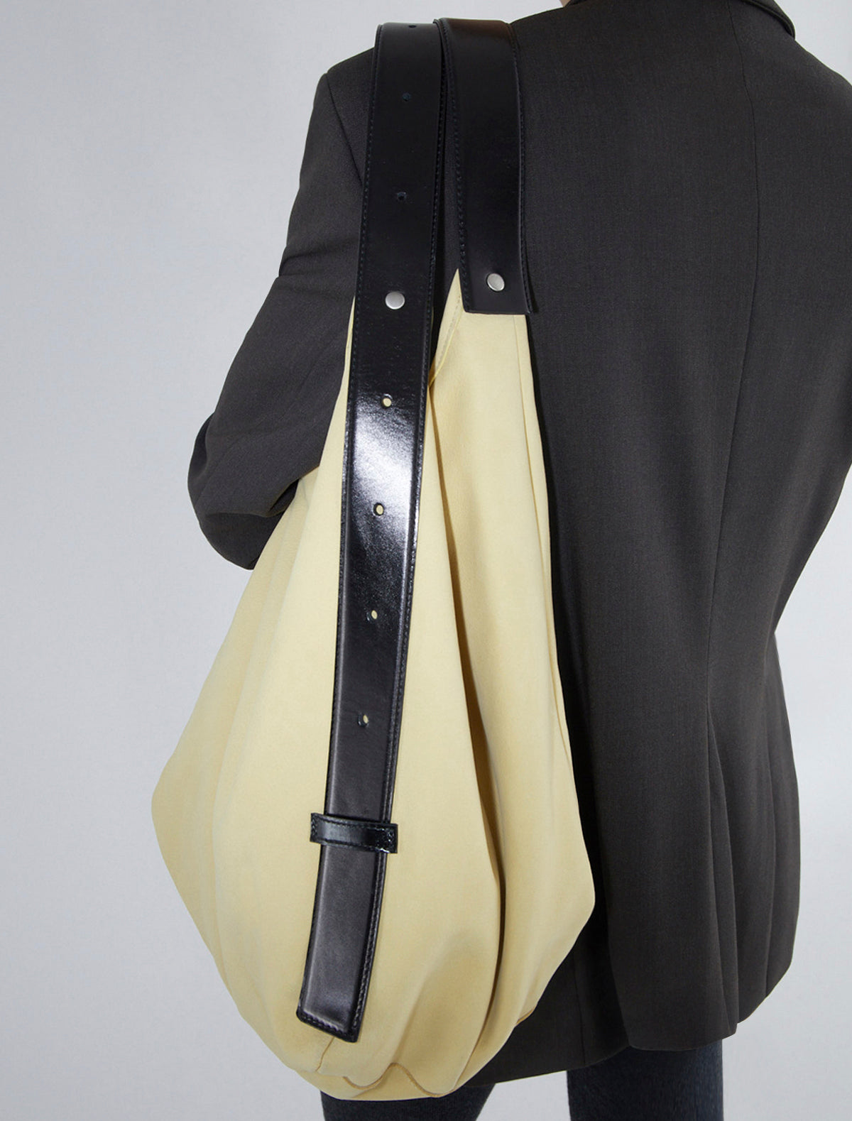 Big emilie bucket bag belt inspired handle design yellow