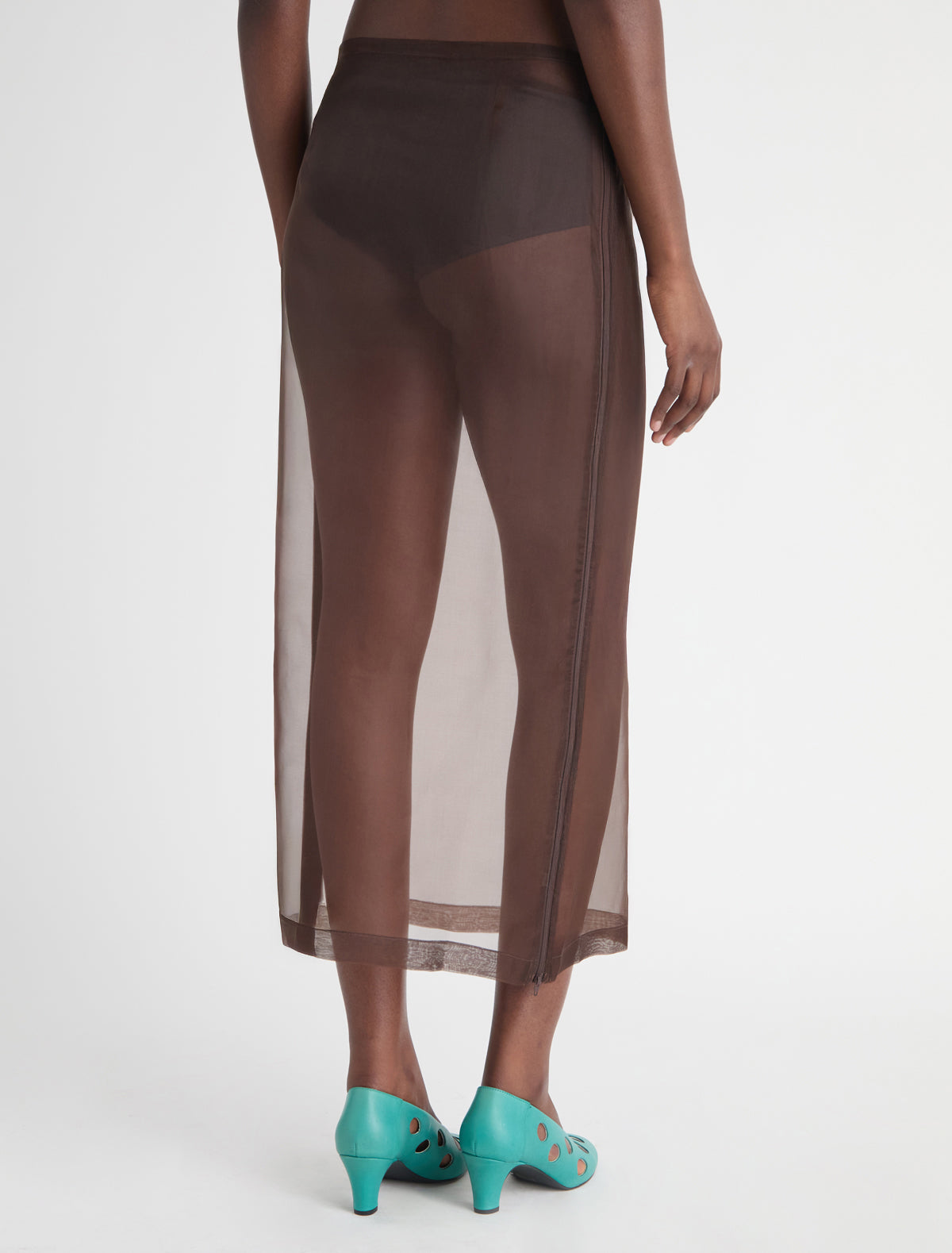 no 2974 / Long Isola