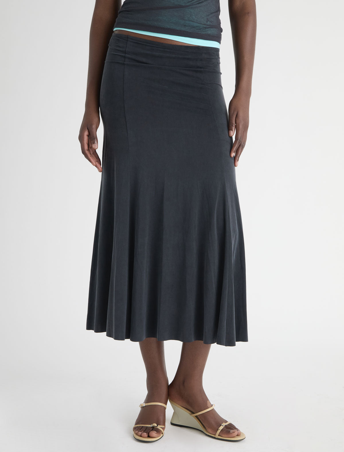 Vicky flared cupro skirt black