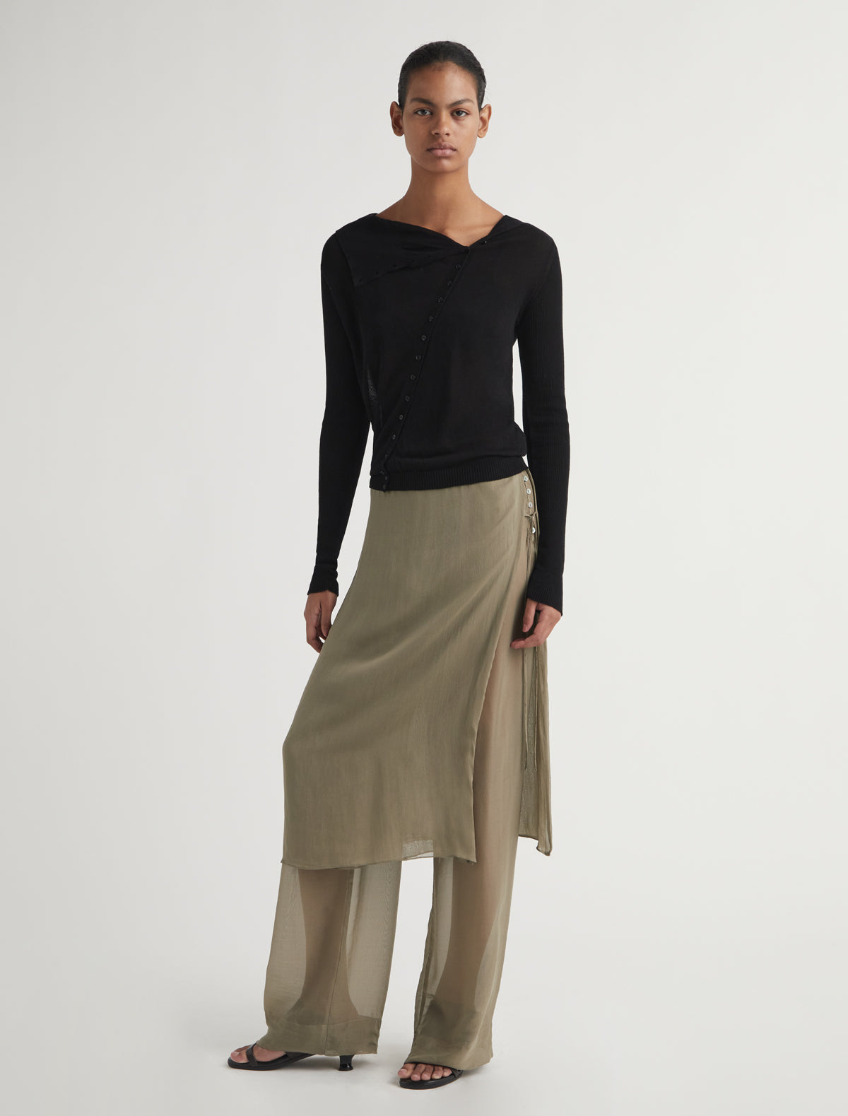 no 2481 / Low Silk Archive