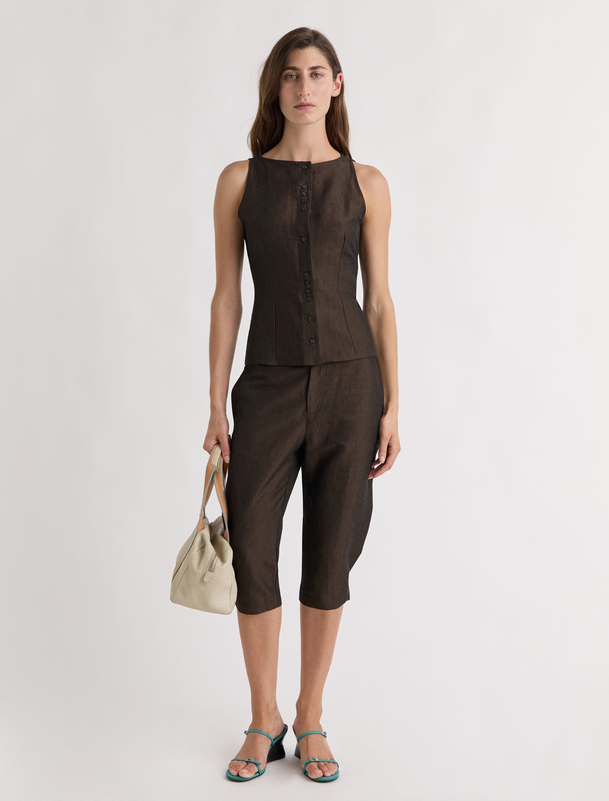 Sveless linen top front button opening brown