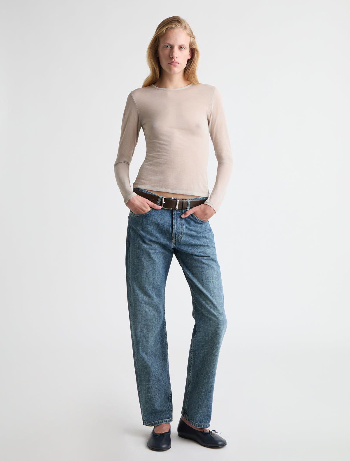 no 3028 / Hira